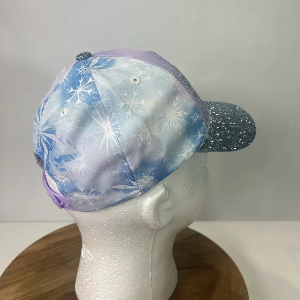 DISNEY Parks  Frozen 2 Youth Baseball Hat Sparkles Character‎ Elsa & Anna. NWT